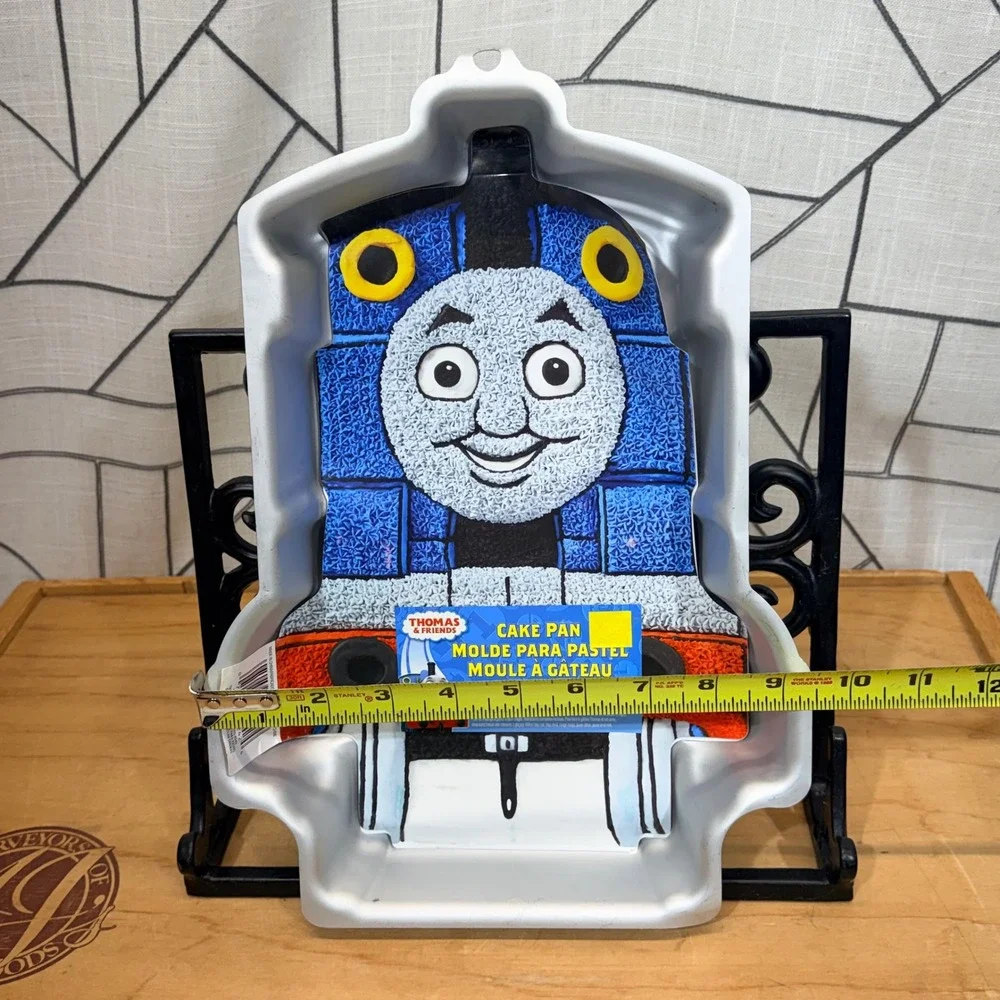 Wilton Thomas & Friends Cake Pan 13.5in Silver Aluminum Character Mold 2105-4242